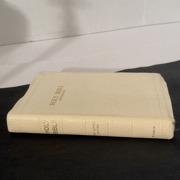 Vtg Holy Bible Concordance Red Letter Edition Self-Pronouncing KJV-Illustrations - Picture 3 of 16